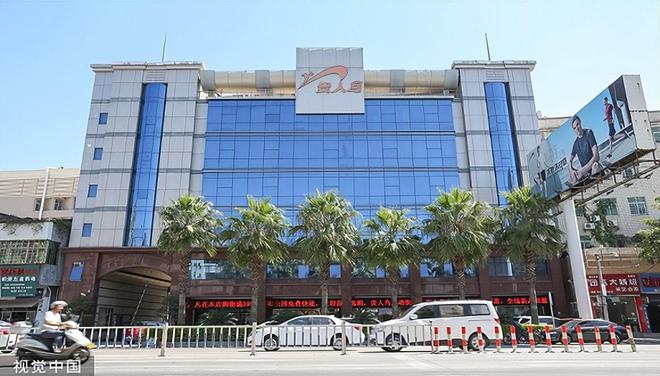 神坛的5大国产运动鞋看谁还在乱跟风？球盟会登录平台曾被吹上天如今却跌落(图6)